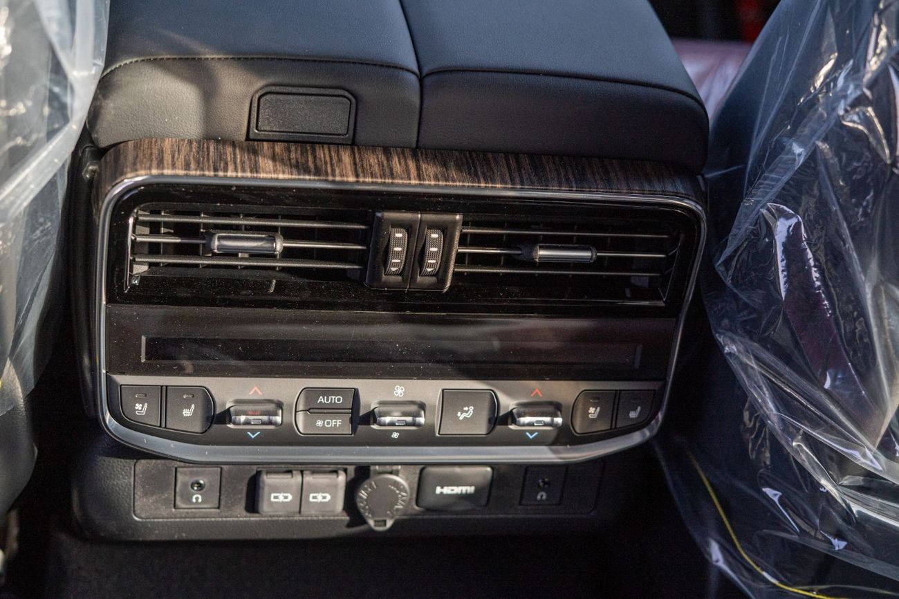 Toyota Land Cruiser VXR 3.5L ONLY EXPORT AFRICA