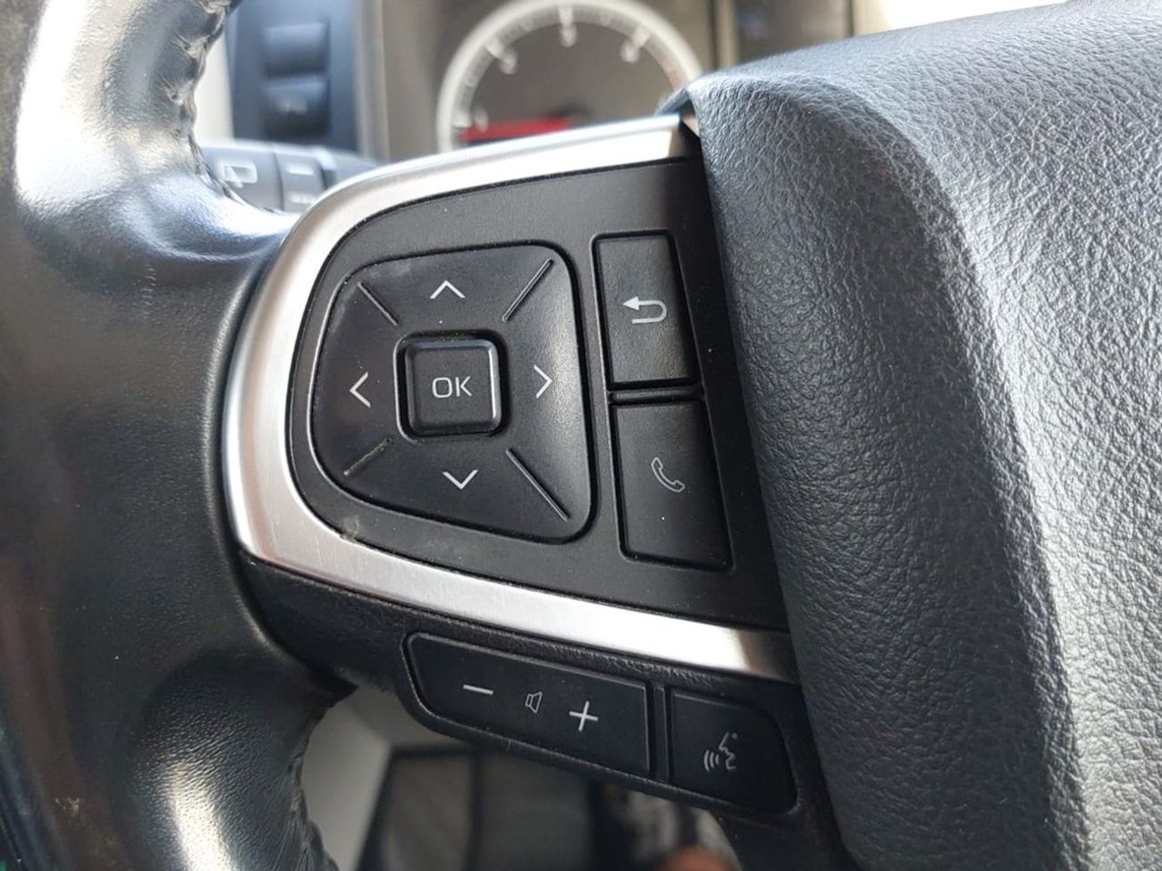 Toyota Hiace TOYOTA HIACE VAN AMBULANCE RHD 2020 MODEL 2.8 L DIESEL AUTOMATIC(PM04938)