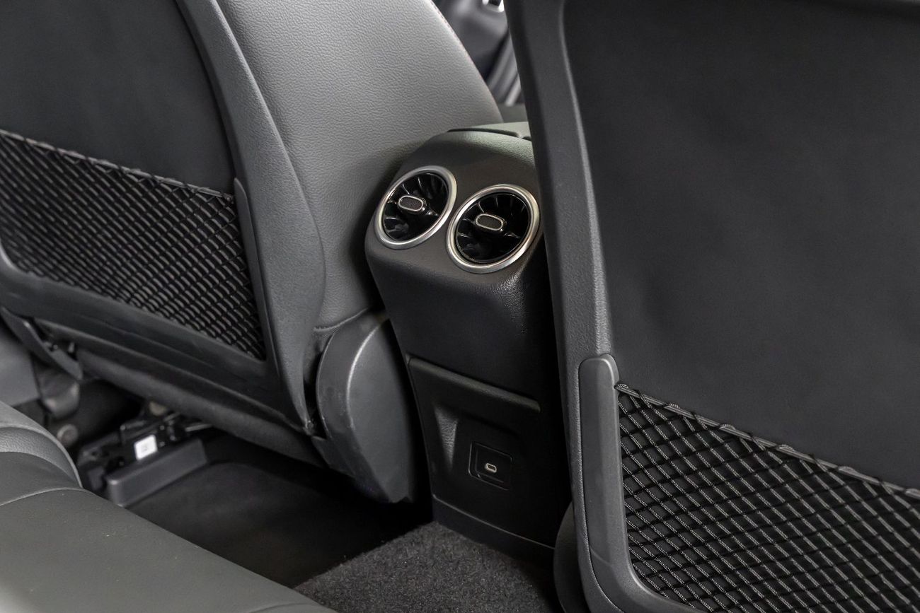 Mercedes-Benz CLA 200 Amazing Price | Mercedes-Benz CLA 200 1.4L Turbo | COUPE | 2024 - 3 Years Gargash Auto Warranty