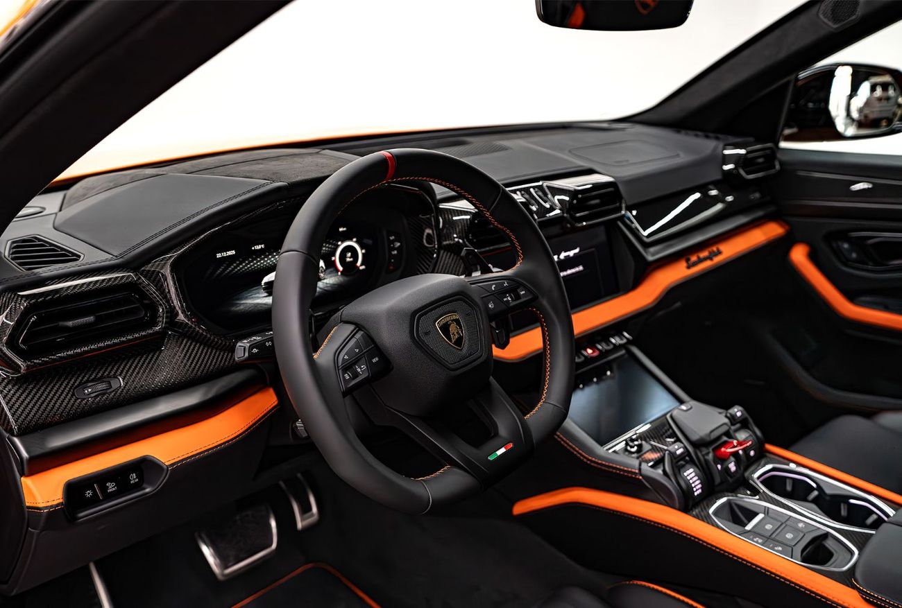 لامبورغيني اوروس محرك لامبورجيني أوروس 4.0 لتر V8 بشاحن توربيني مزدوج + محركات إلكترونية