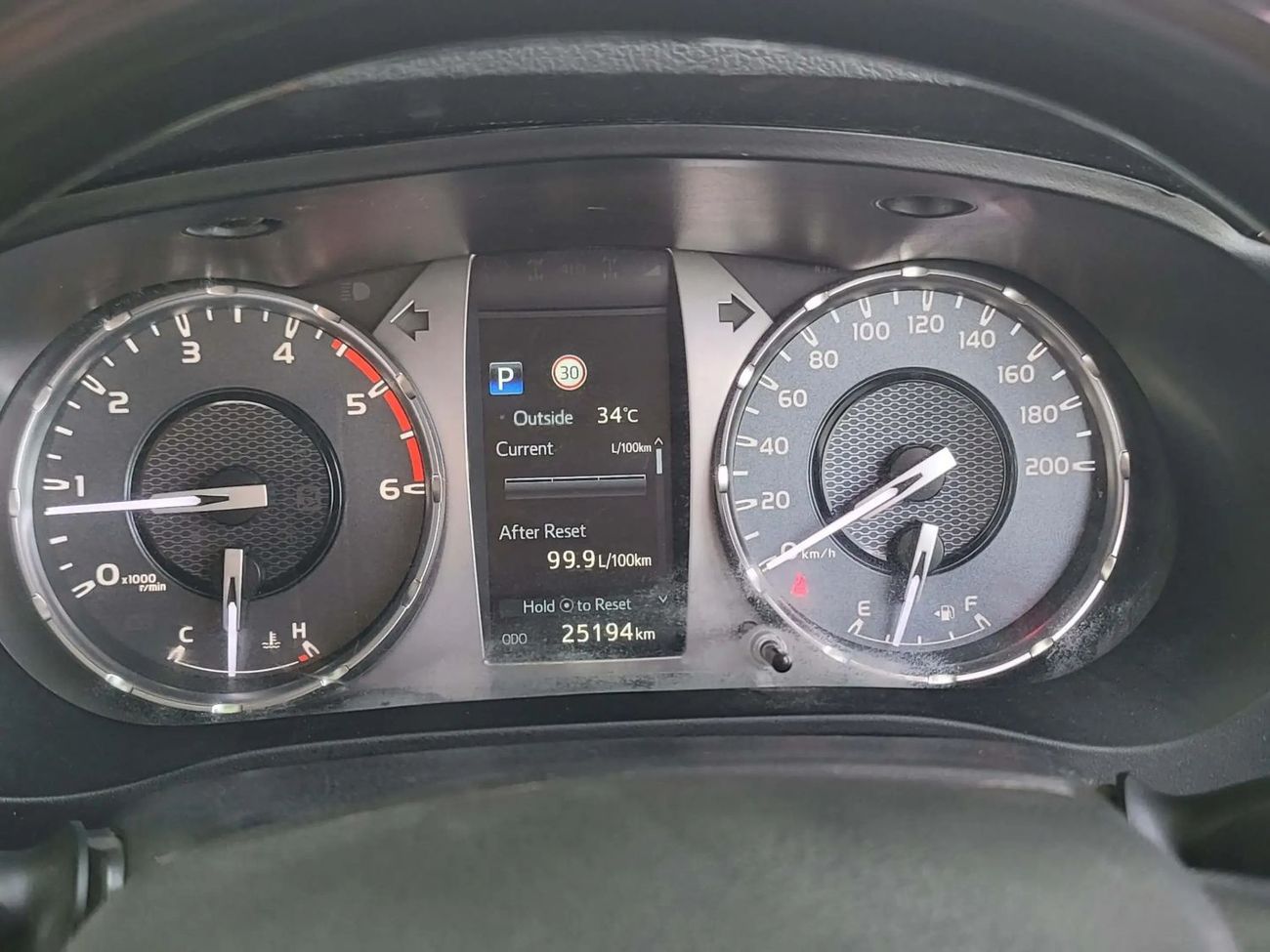 Toyota Hilux 4X4 Diesel 2.8L Right Hand Drive (RHD)