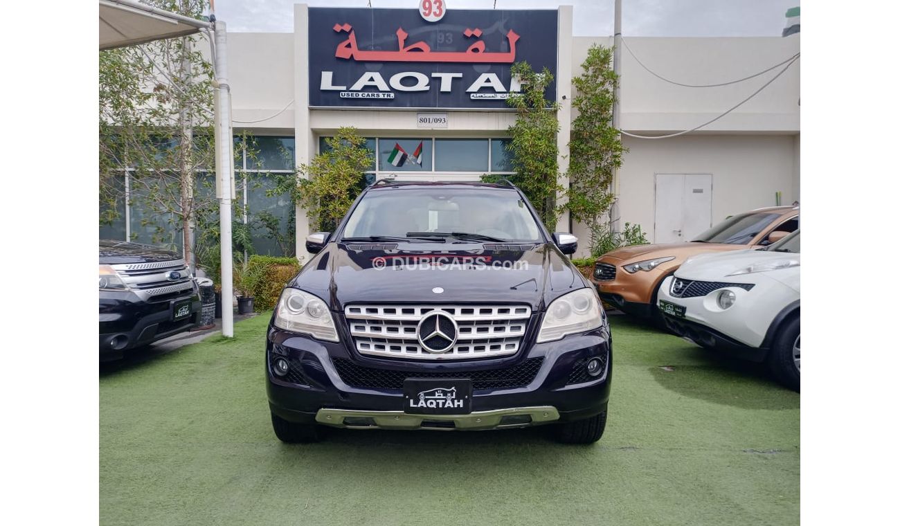 Mercedes-Benz ML 350 2010 model, leather hatch, cruise control, rear camera screen, in excellent condition