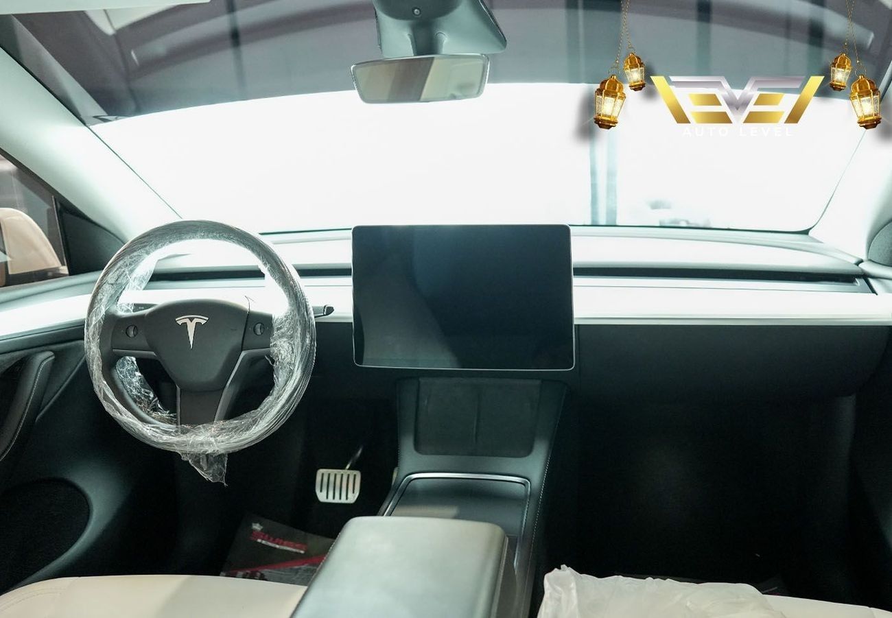 تسلا موديل Y Tesla Y 2023 - 7 Years warranty + 7 Years Service Contract