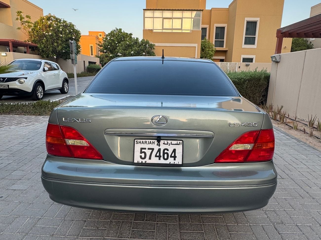 لكزس LS 430