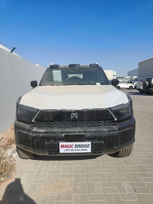 Dongfeng M Hero Dongfeng M-HERO 817 GCC PHEV 2 Motors
