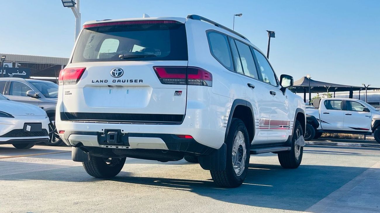 Toyota Land Cruiser GR SPORT