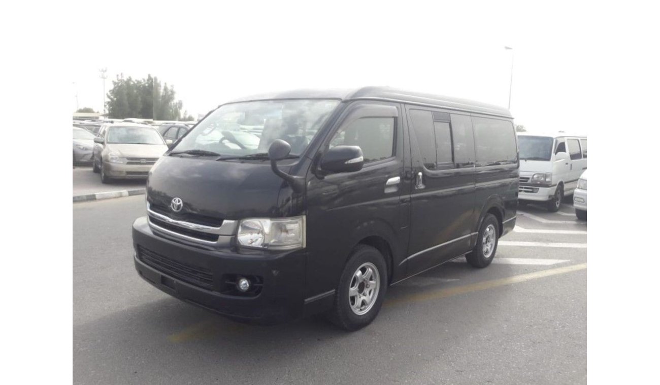 Toyota Hiace Toyota Hiace RIGHT HAND DRIVE (Stock no PM 598 )