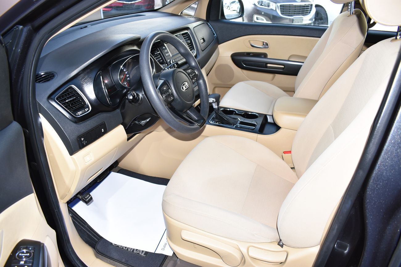 كيا كارنيفال AED 1199 PM | 3.3L LX GCC DEALER WARRANTY