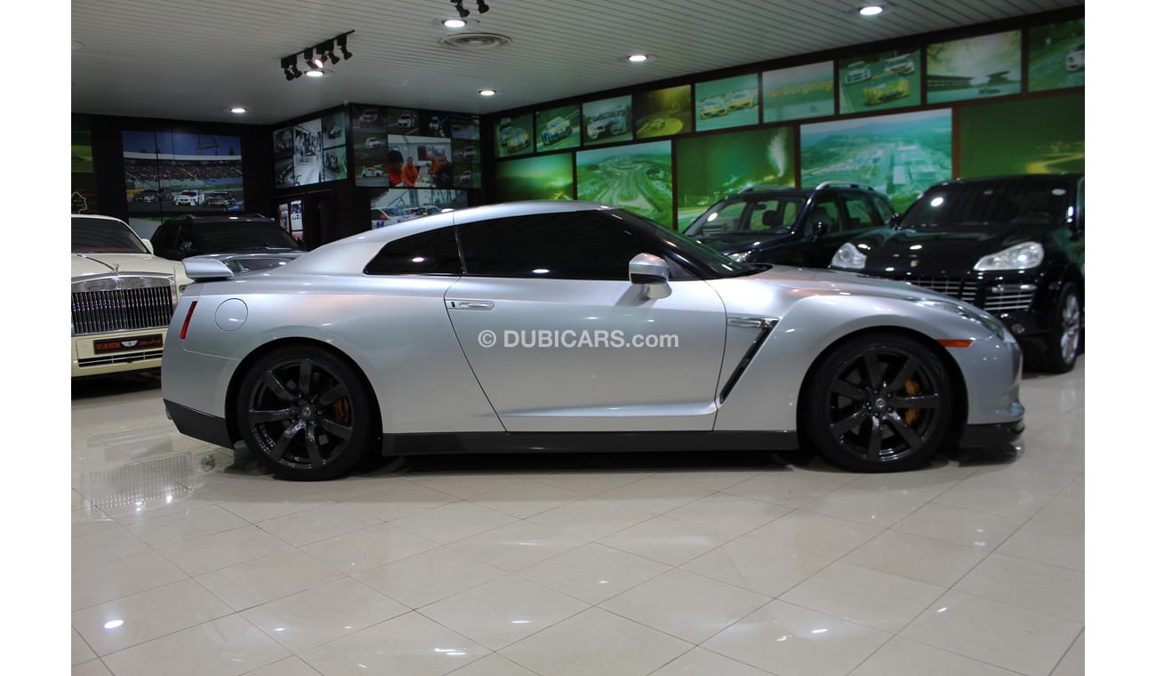 Nissan GTR