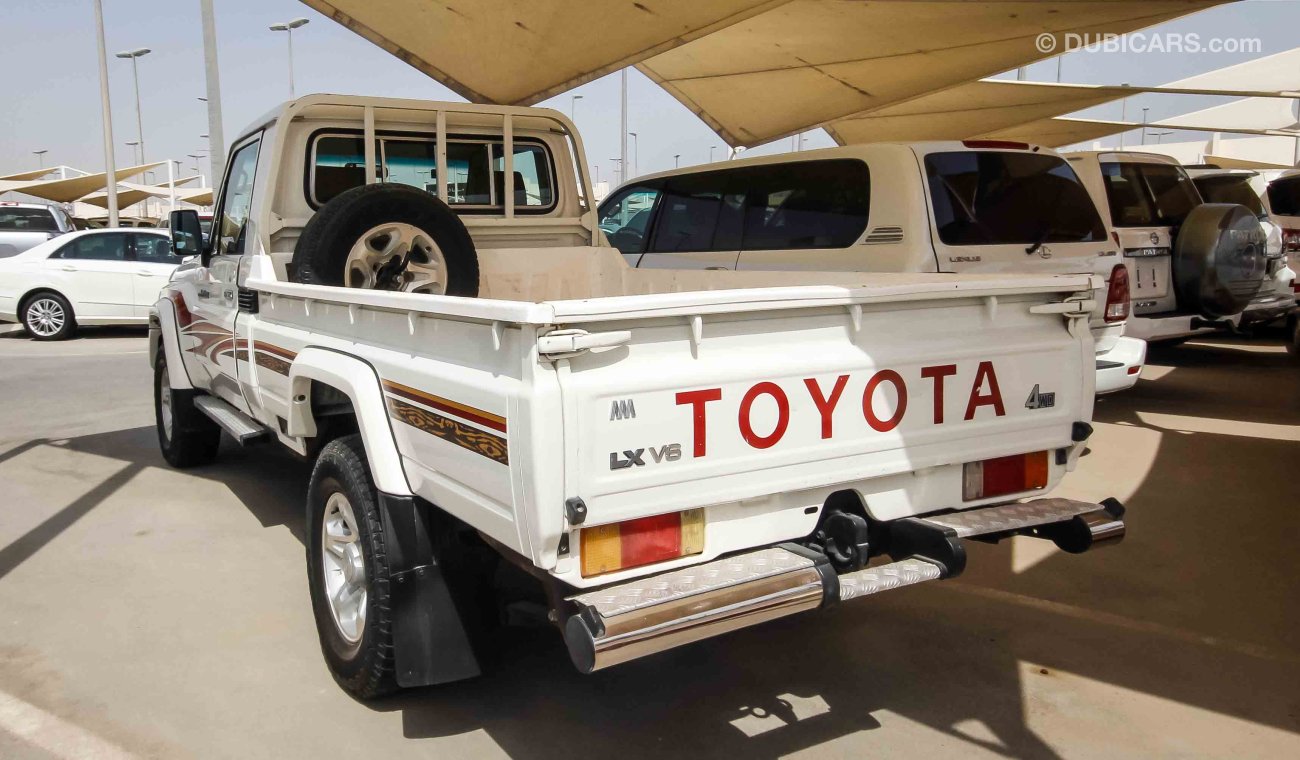 Toyota Land Cruiser Pick Up