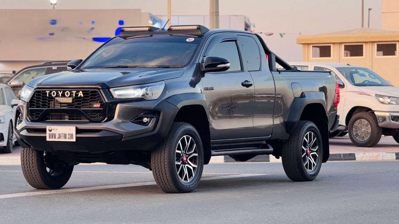 Toyota Hilux SMART CAB | GR SPORTS BODY KIT INSTALLED | 2.8l DIESEL ENGINE | RHD