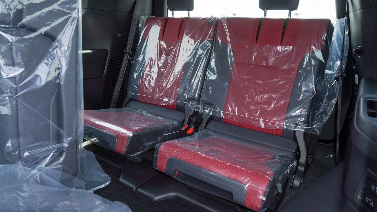 تويوتا لاند كروزر GR SPORT 3.5L V6