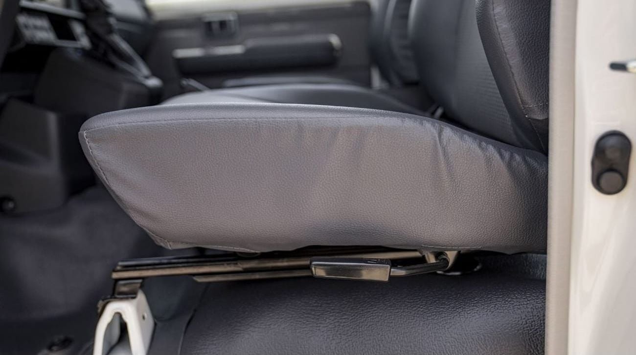 Toyota Land Cruiser 70 Land Cruiser Hard Top 3door 2.8L diesel AT full option MY2024