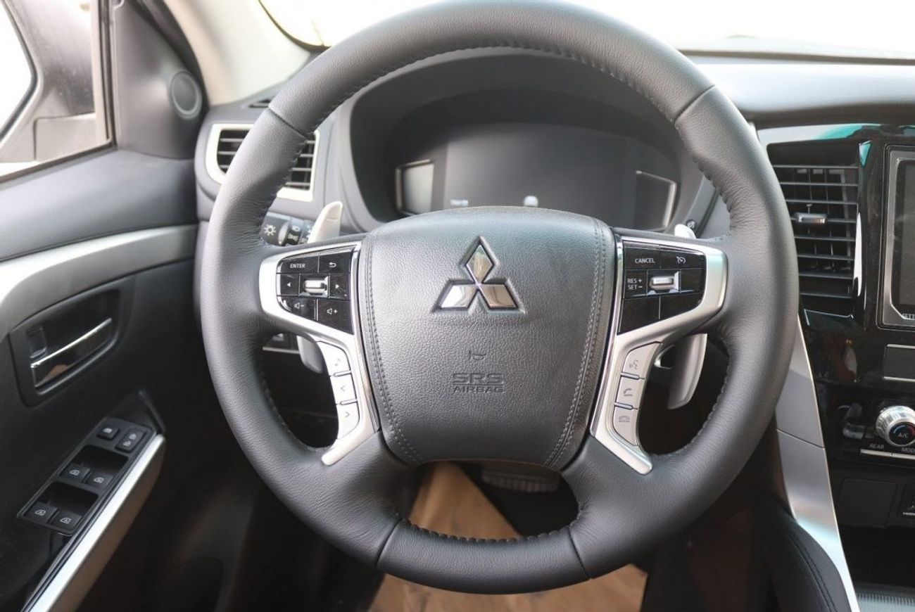 Mitsubishi Montero SPORT 3.0L, SUNROOF, ELECTRIC SEAT, LEATHER SEAT, DIFF LOCK, ALLOY WHEELS, MODEL 2023 FOR EXPORT