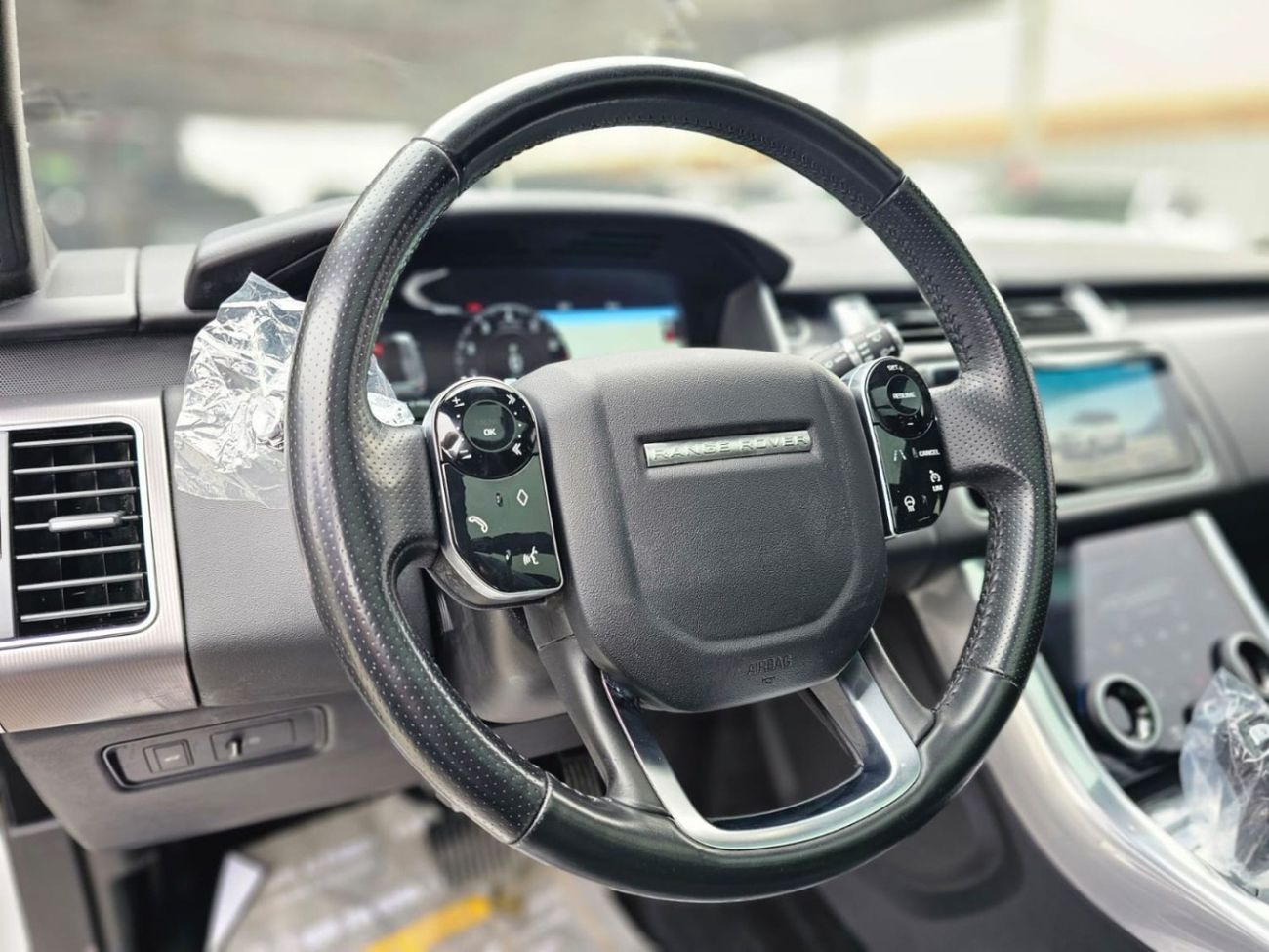 لاند روفر رينج روفر سبورت HSE 3.0L (340 HP)