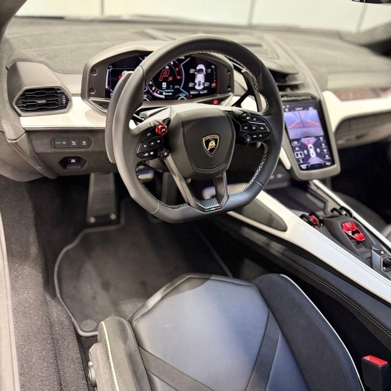 Lamborghini Revuelto STD Lamborghini Revuelto 2025 Japanese specs