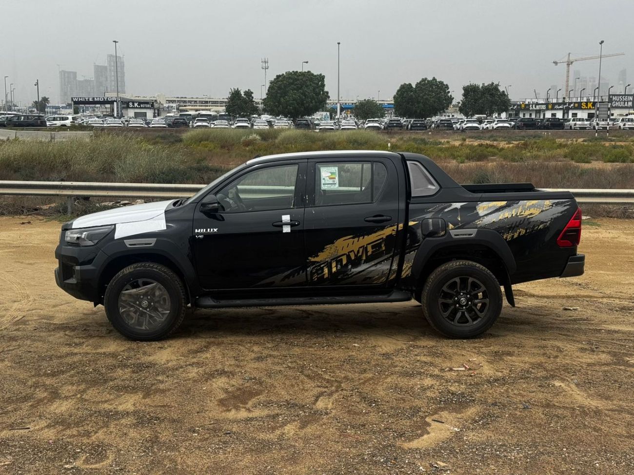 تويوتا هيلوكس 2026 Toyota Hilux Adventure 4.0L Petrol AT GCC Spec