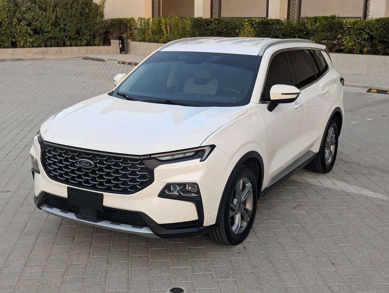 فورد تيريتوري Titanium | GCC Specs | Premium Condition Low KM Perfect Family 4 CYL SUV