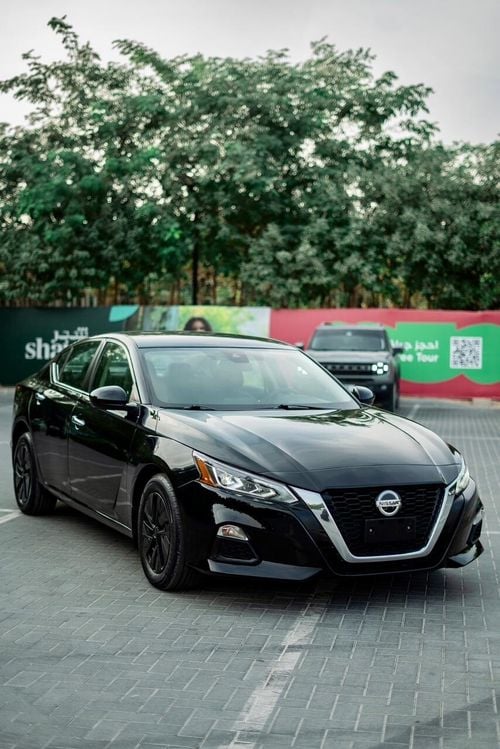 نيسان ألتيما