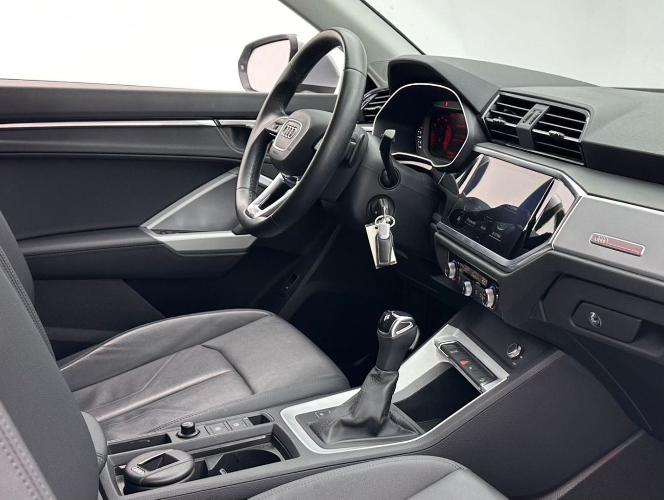 أودي Q3 2022 Audi Q3 35TFSI, Nov/2027 Audi Warranty, 07/2027 Service Contract, Audi Full Service History, GC