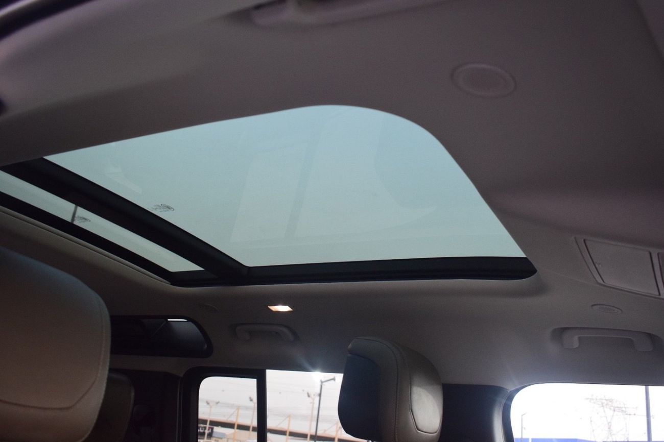 لاند روفر ديفندر P300 110 SE 2.0L (5 Seater)