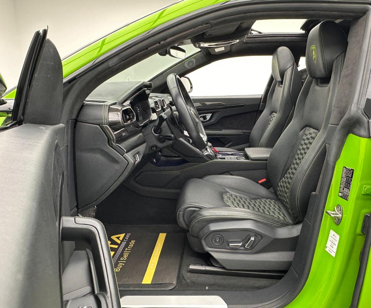 Lamborghini Urus STD 4.0T V8 2022 Lamborghini Urus, Mansory Kit, 1 Year Warranty Unlimited KM, Excellent Condition