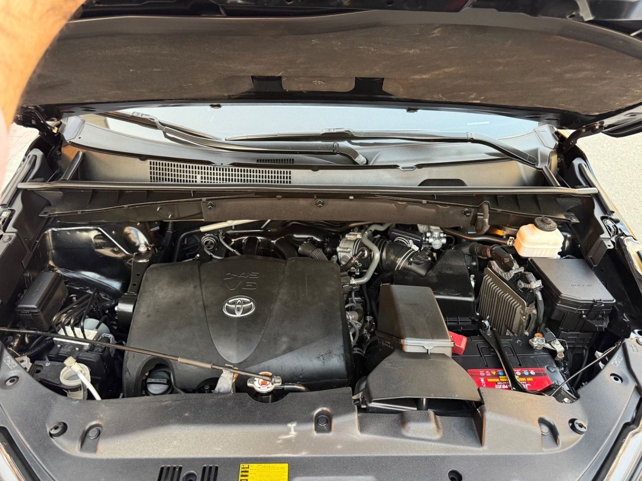 Toyota Highlander 2018 SE LIMITED AWD MOONROOF 3.5 FULL OPTION USA IMPORTED