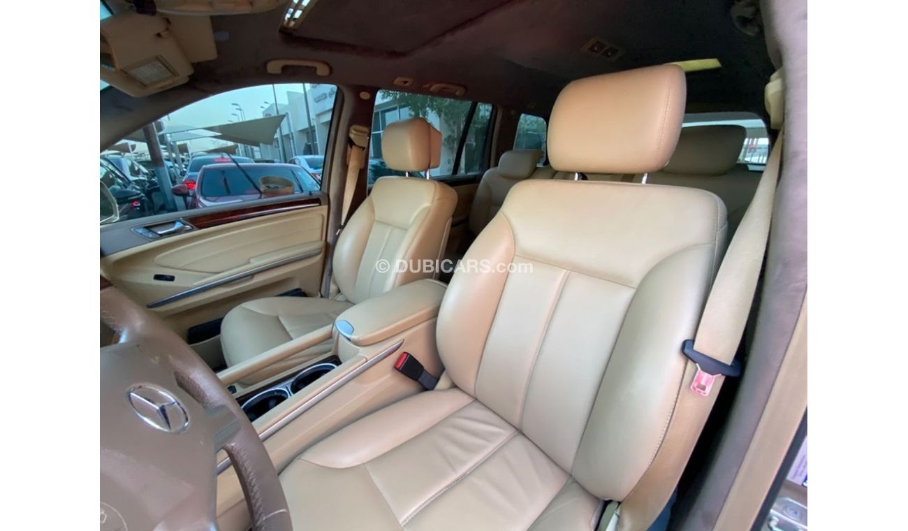Mercedes-Benz GL 500 Mercedes GL500,2009, GCC, full option , like new, in excellent condition