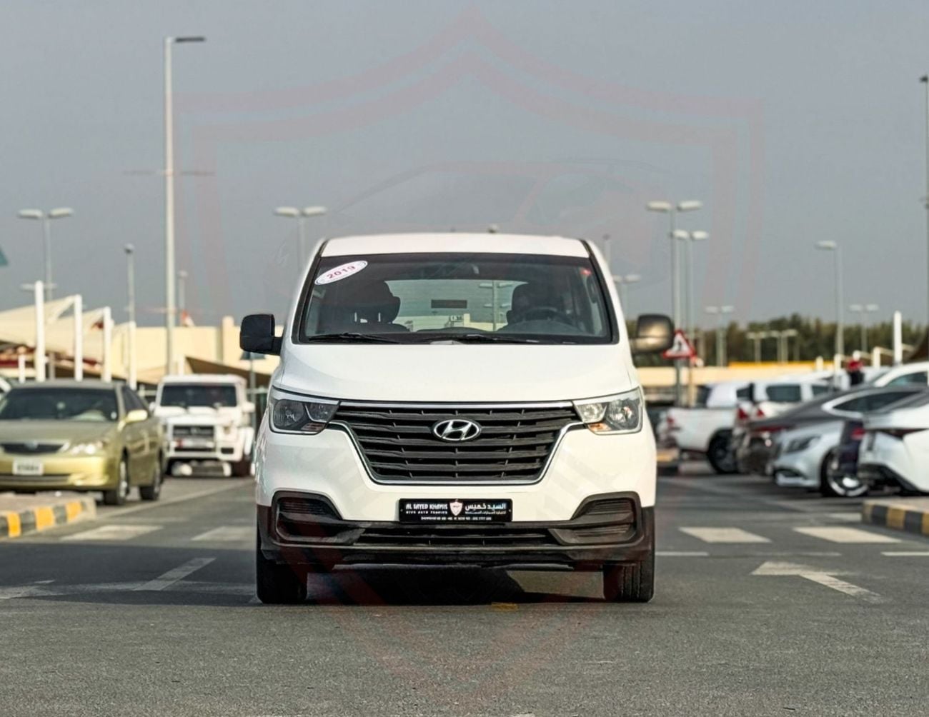 Hyundai H-1 Hyundai H1 | 2.4 L | 2019 | GCC | Accident-Free | In Excellent Condition | 914 P.M