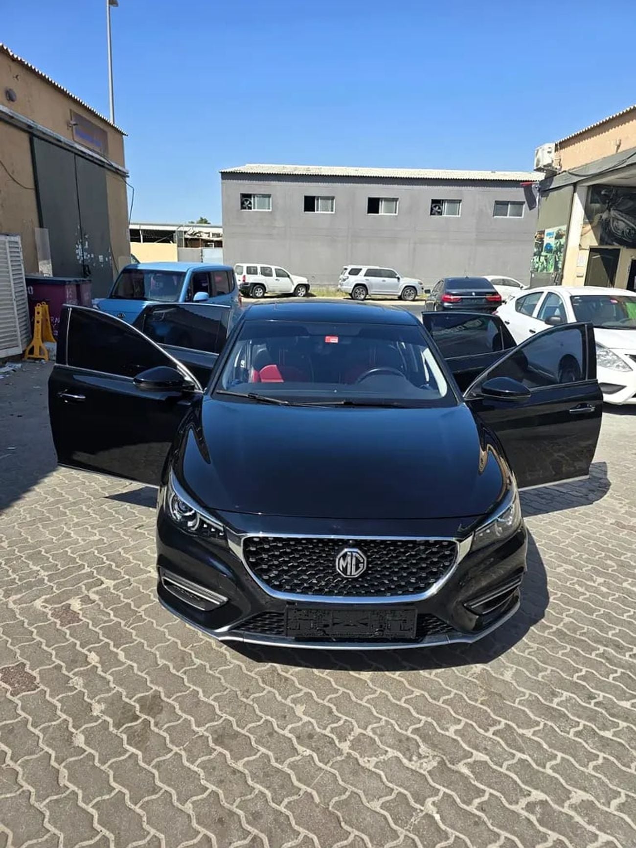 أم جي 6 TROPHY 2.0T WITH SUNROOF