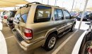 Nissan Pathfinder SE 3.5