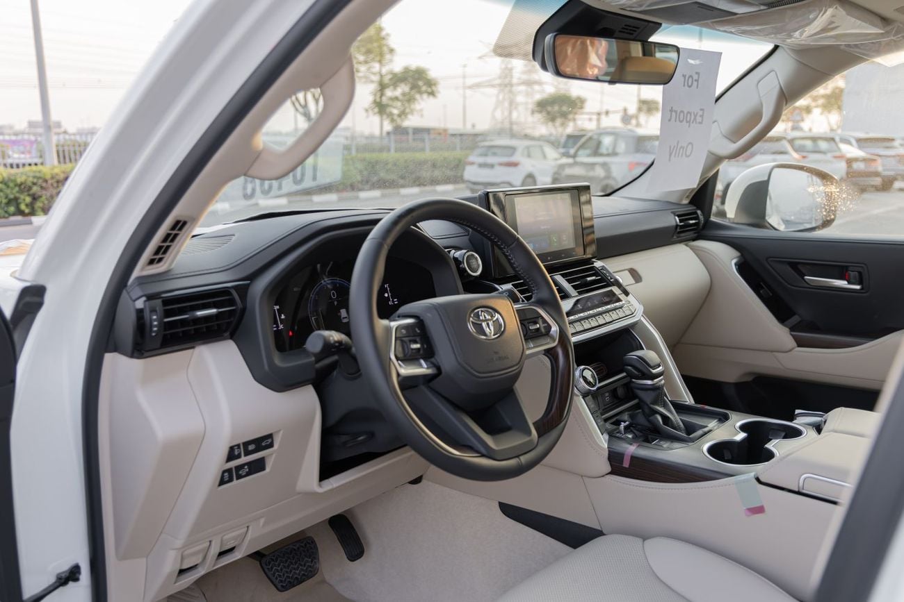 تويوتا لاند كروزر GXR TOYOTA LAND CRUISER LC300 | 2026 | GCC | 4WD | V6 4.0L | Petrol