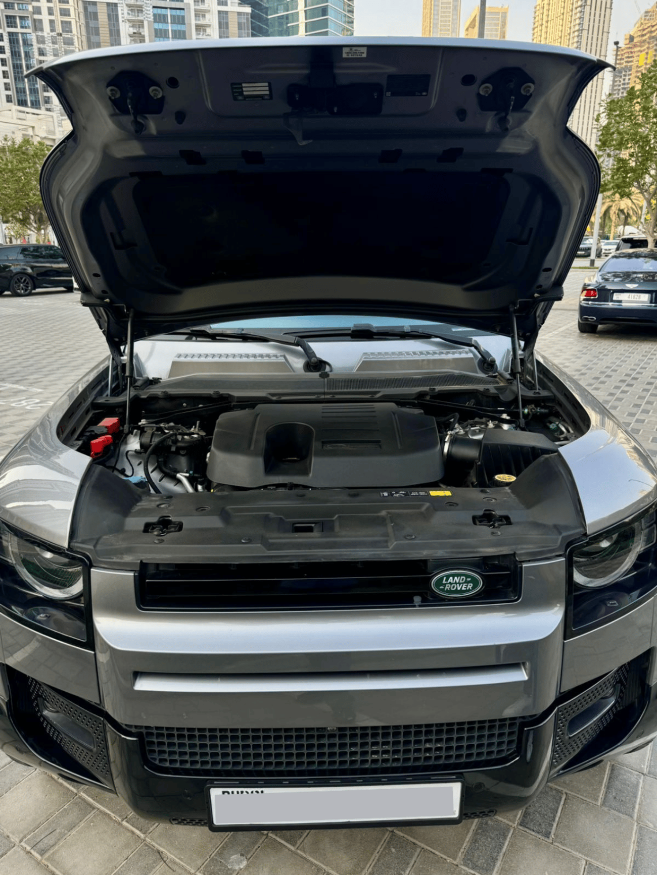 Land Rover Defender P400 110 First Edition 3.0L (7 Seater)