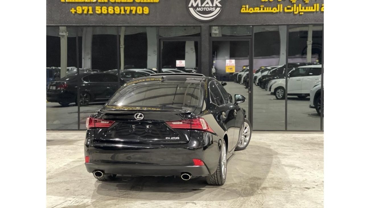 لكزس IS 250 بريمير