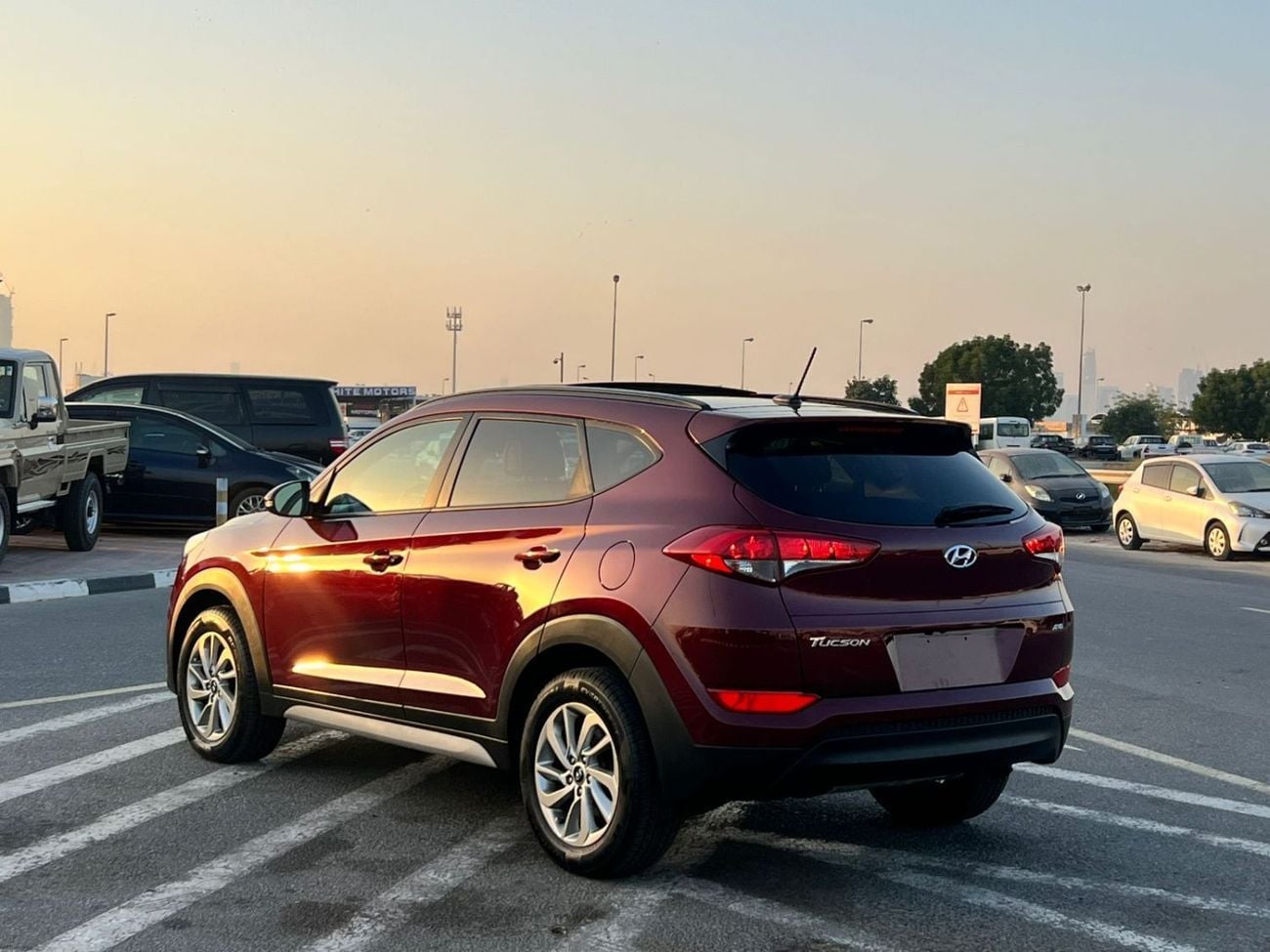Hyundai Tucson GL 2017 Hyundai Tucson 2.0L V4 - Panoramic Sunroof - AWD 4x4 - Rear Camera - Leather seats