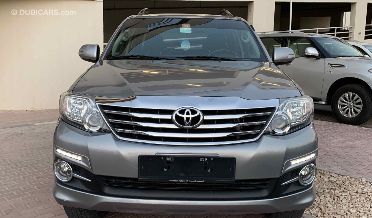 Toyota Fortuner V6. 4,0