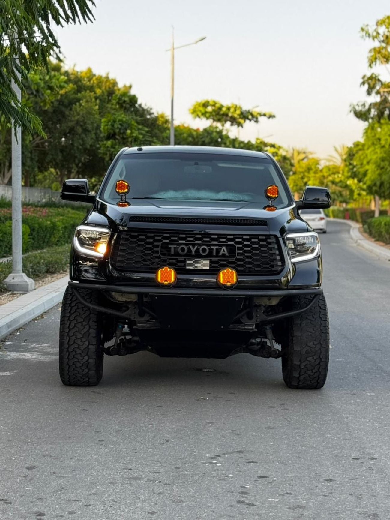 Toyota Tundra VTI CLOTH Std 5.7L