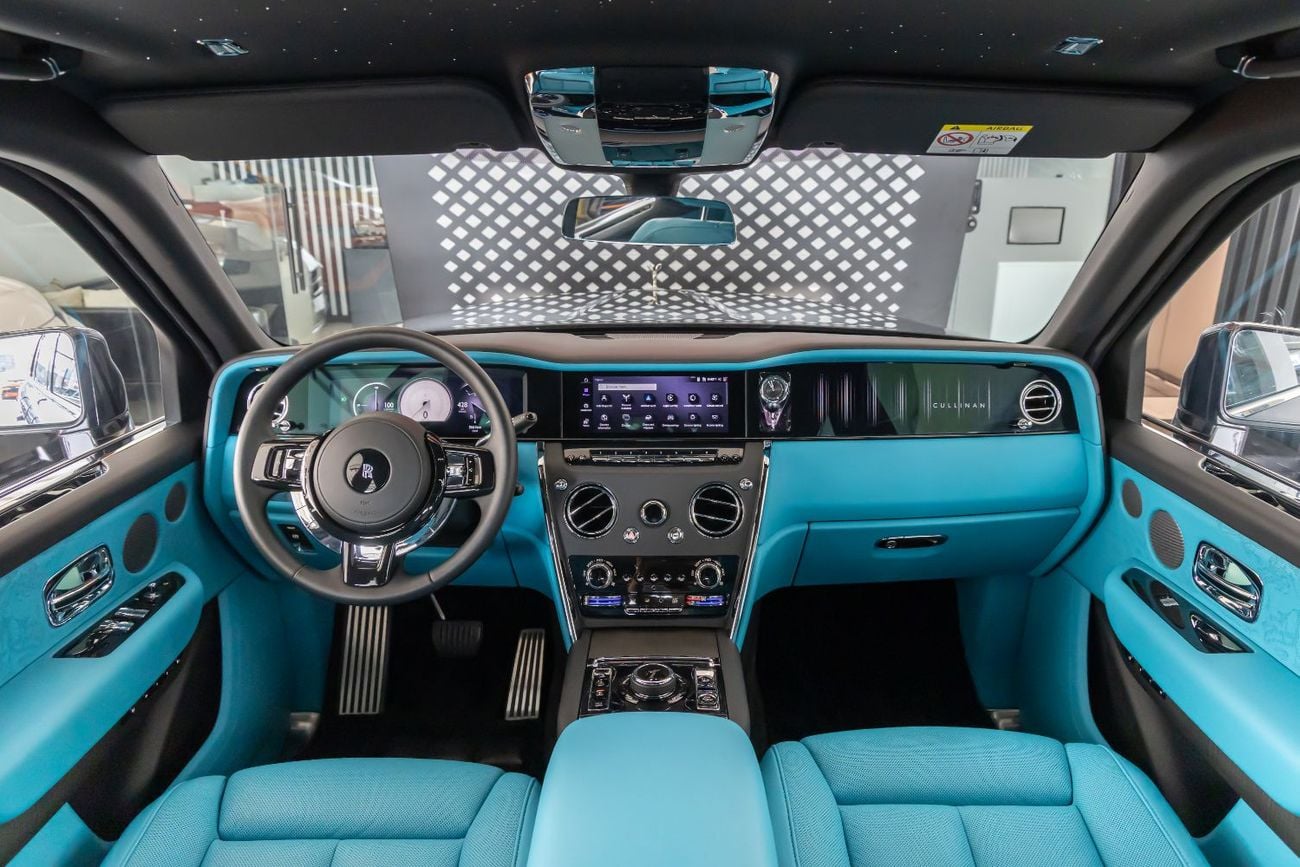 Rolls Royce Cullinan ROLLS-ROYCE CULLINAN | WARRANTY AVAILABLE PITSTOP 360AGMC | SILVER BADGE | BESPOKE TURQUOISE LEATHER