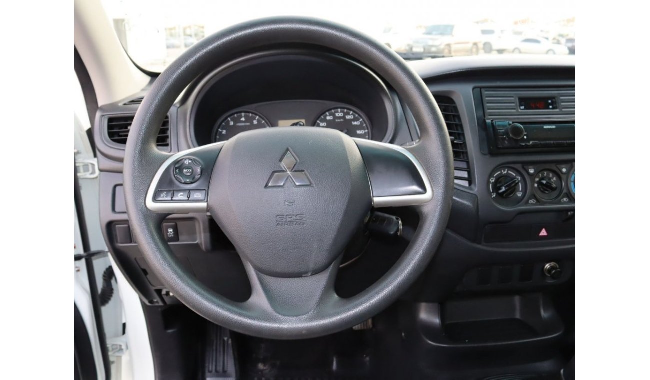 Mitsubishi L200 GL AUTOMATIC WINDOWS - MANUAL GEARBOX - 2WD - PERFECT CONDITION INSIDE OUT - GCC