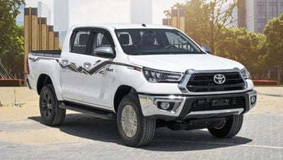 Toyota Hilux 2.7 SR5, DIGITAL AC, ALLOY WHEELS, FOG LAMPS, MODEL 2024