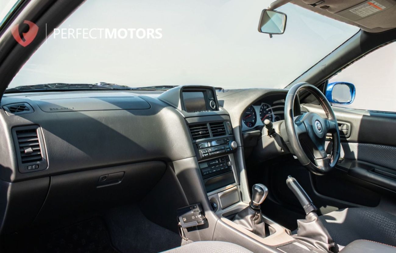 نيسان سكايلاين NISSAN SKYLINE GT-R RIGHT HAND DRIVE PETROL MANUAL(PM03413)