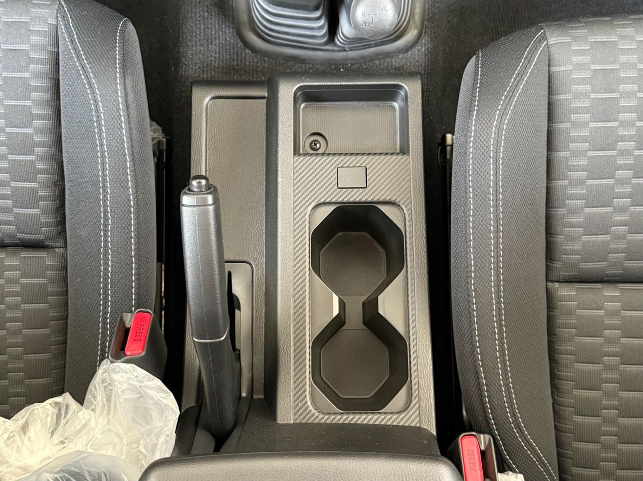 Mitsubishi L200 chrome package 4x4 M/T 18 inch alloy rims **EXPORT ONLY**التصدير فقط خارج الخليج**