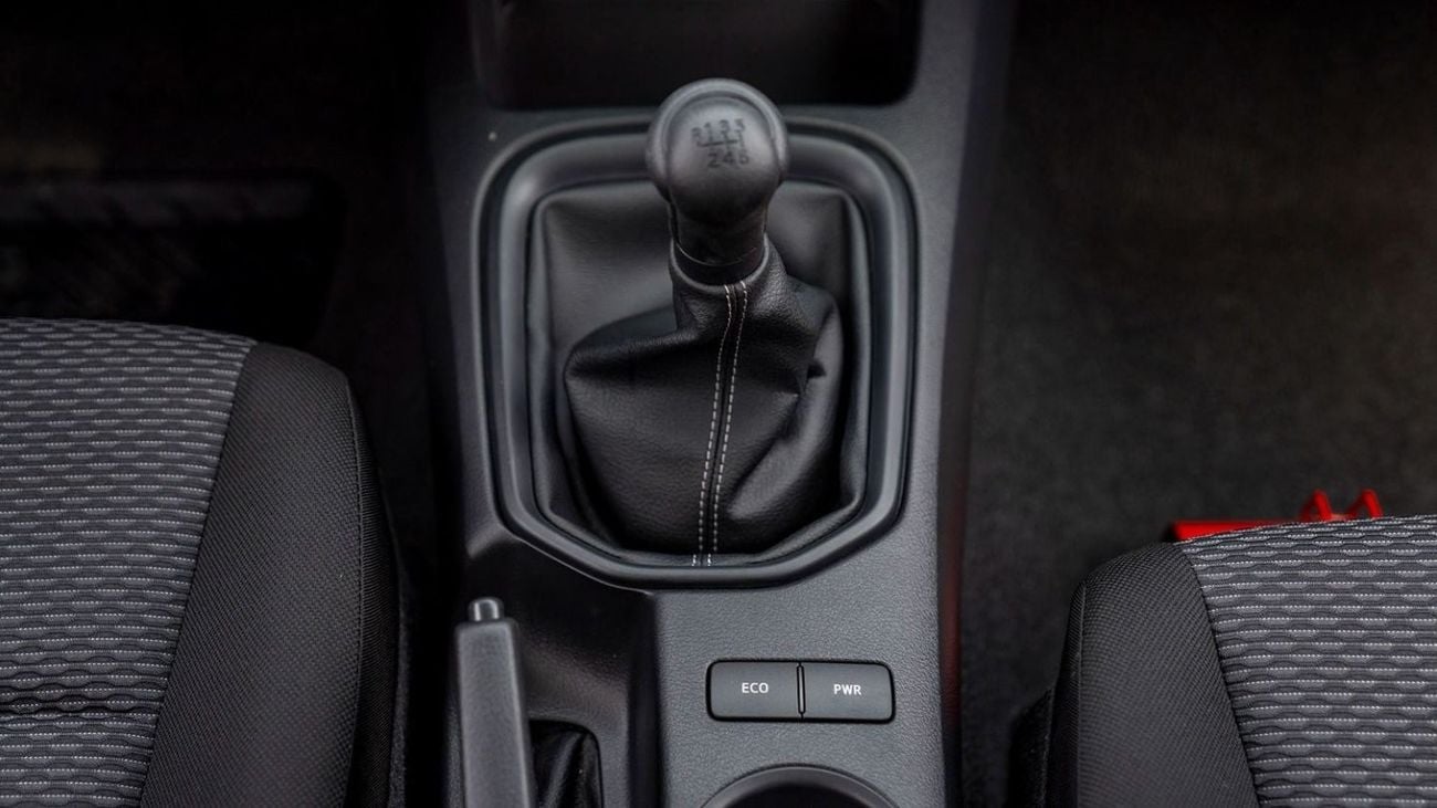 Toyota Hilux HILUX 2.4L MED OPTION DIESEL 2024