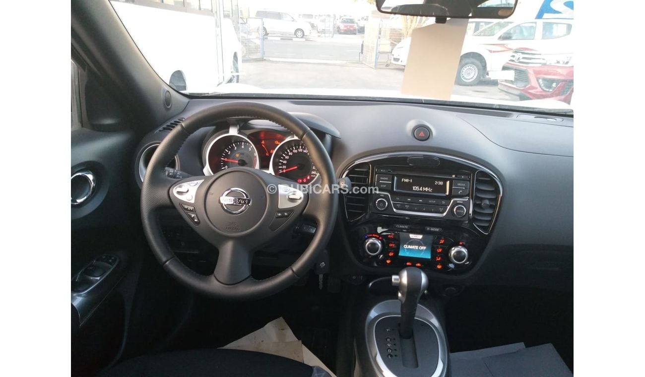Nissan Juke 1.6 with sun roof