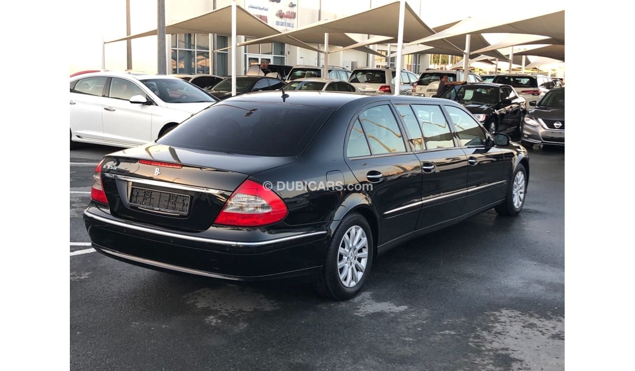 مرسيدس بنز E 350 موديل 2007 خليجي 6ابواب فل مواصفات كراسي جلد ومثبت سرعه وتحكم كهربي كامل ونظام صوت ممتاز وكاميرا خلف