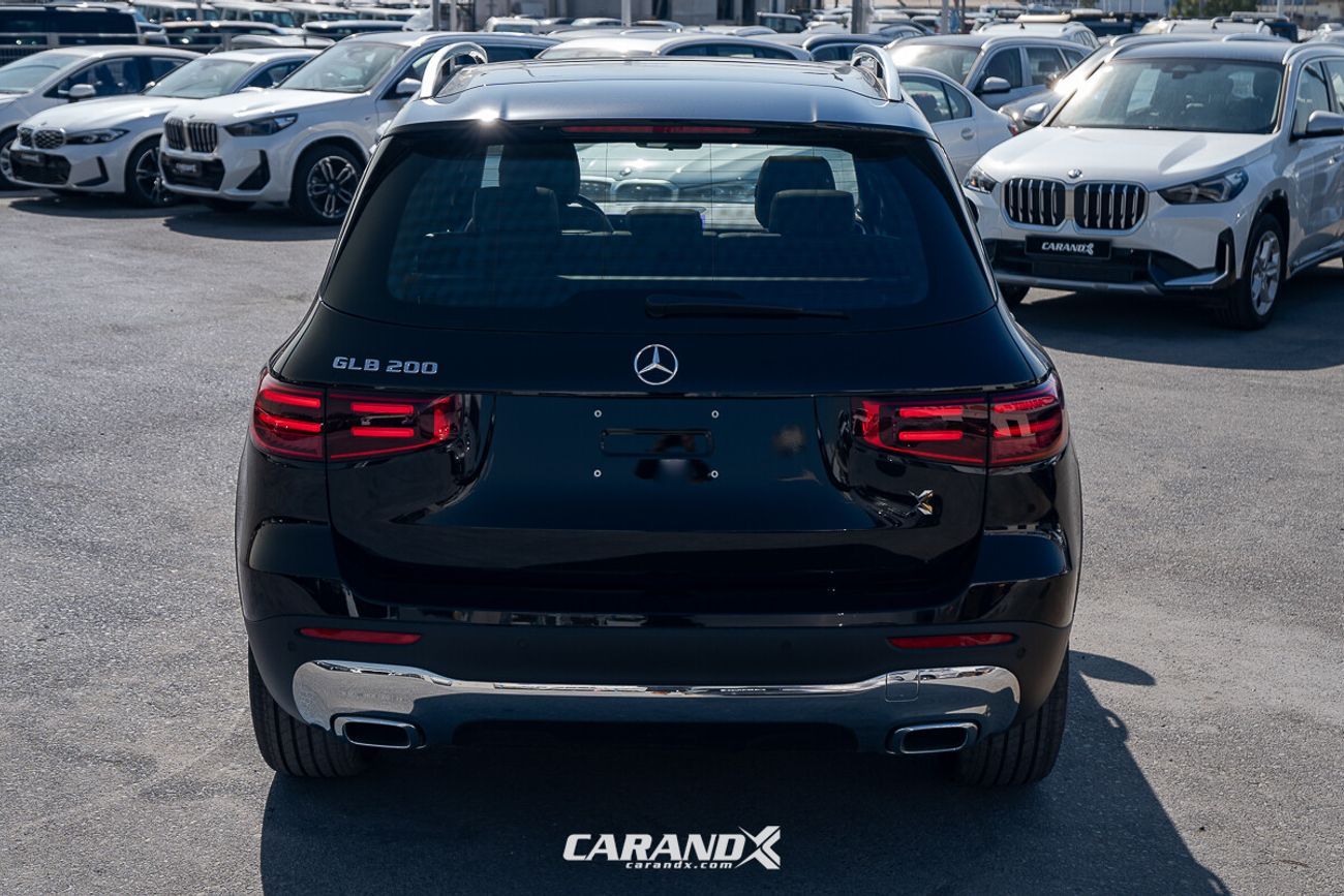 مرسيدس بنز GLB 200 Mercedes-Benz GLB 200 1.3 TURBO