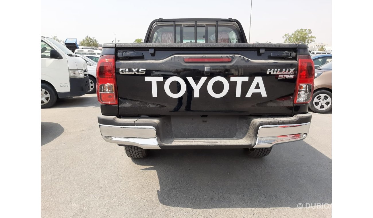 تويوتا هيلوكس Toyota hilux full option 4X4
