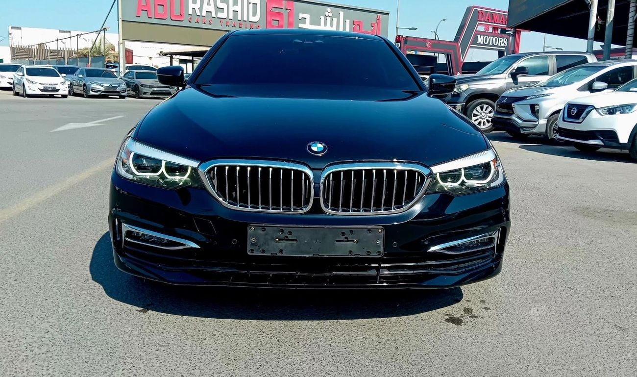 بي أم دبليو 520i Std 2.0L