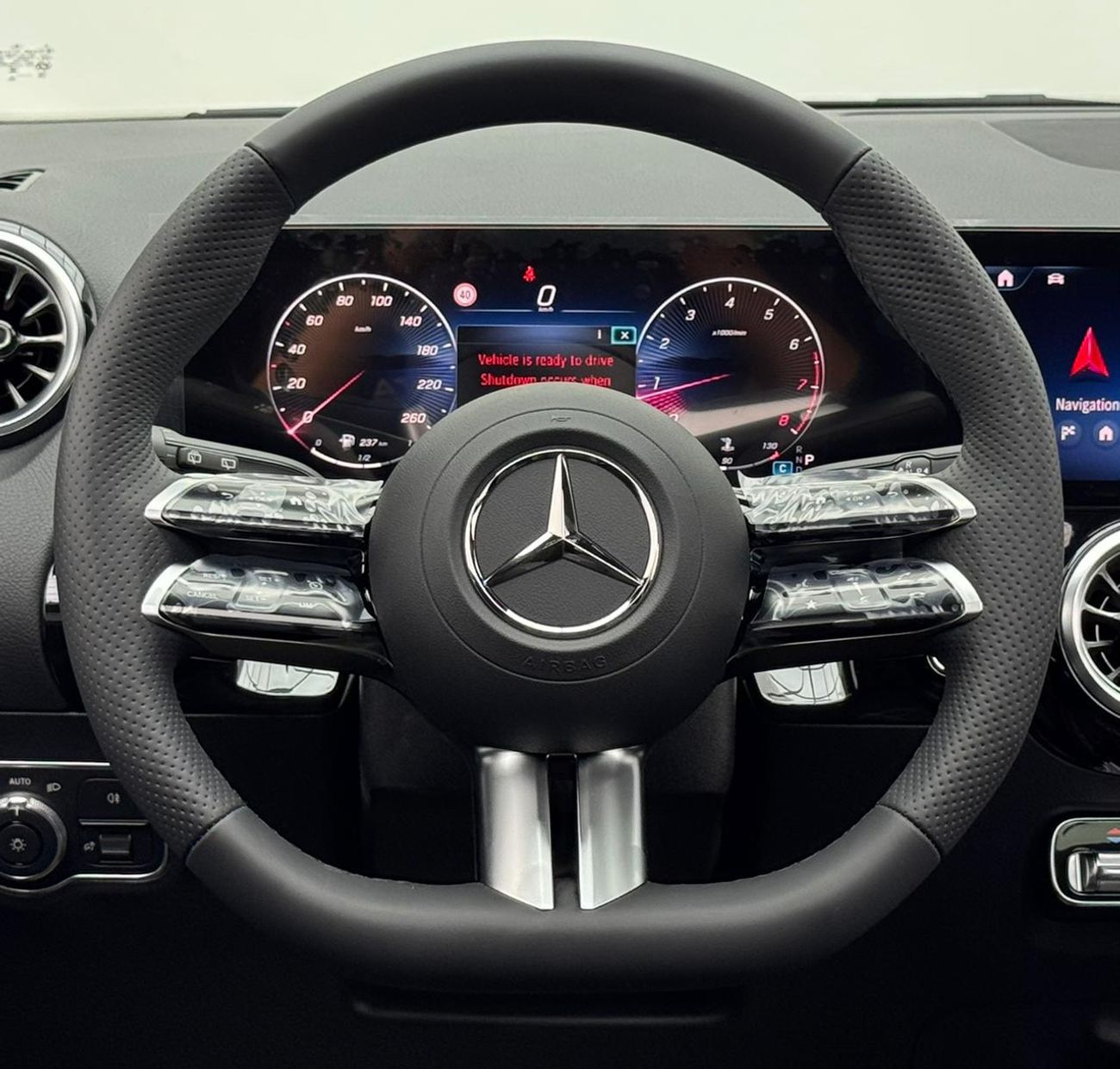 مرسيدس بنز GLA 200 2026 Mercedes-Benz GLA 200 AMG Night Package, 2030 Mercedes Warranty, GCC