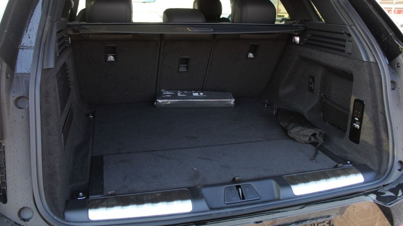 Land Rover Range Rover Sport 3.0L P400 PETROL (+10% FOR LOCAL REGISTRATION)